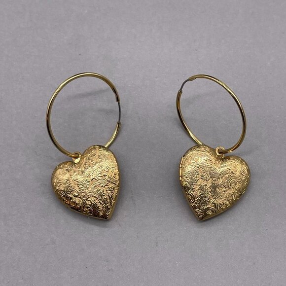 Textured Engraved Heart Locket Charm Hoop Earrings Gold Tone Japan - Picture 3 of 4